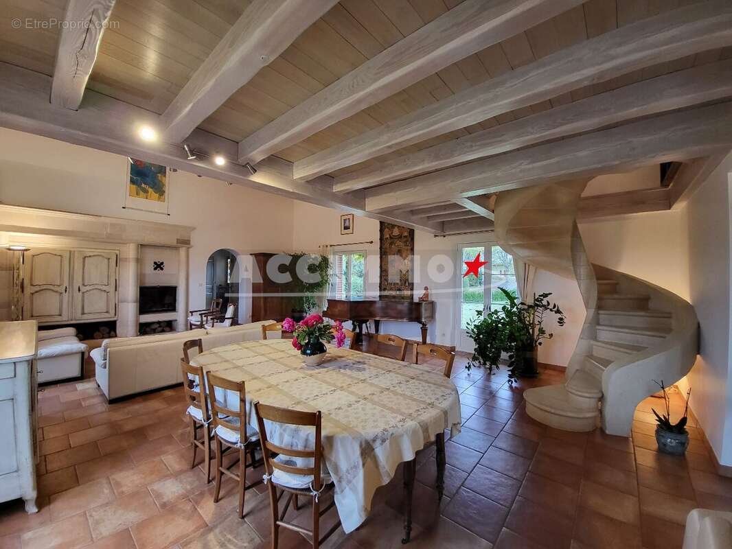Maison à LAVAUR