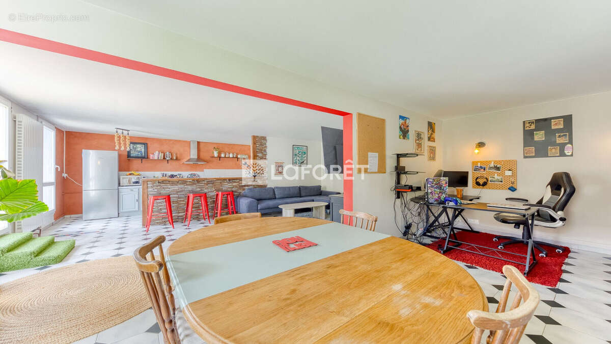 Appartement à ROISSY-EN-BRIE