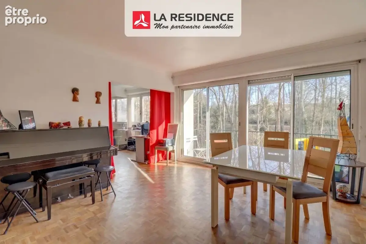 Appartement à VERNEUIL-SUR-SEINE