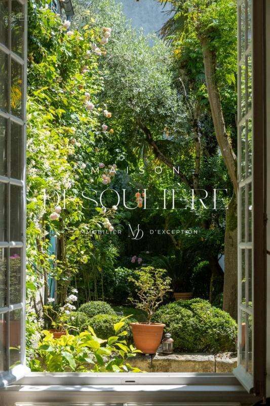 Maison à LA ROCHELLE