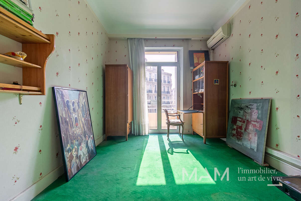 Appartement à MARSEILLE-7E