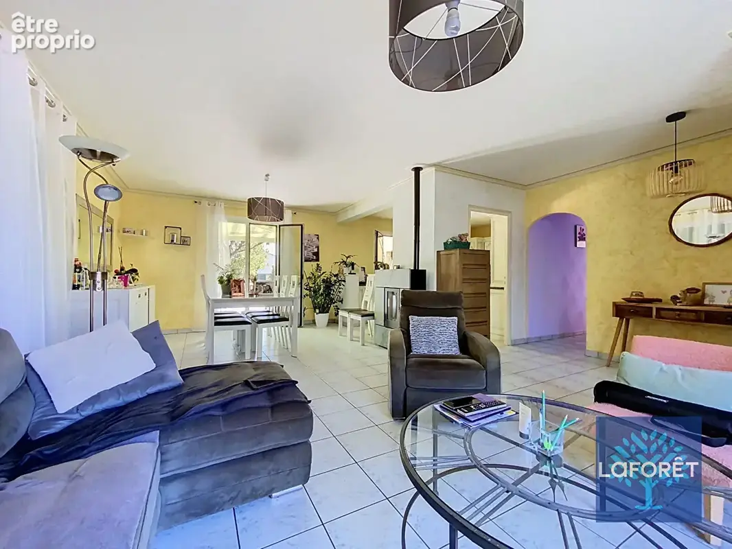 Maison de plain-pied Chantonnay 4 pièce(s) 109 m2 - photo 2