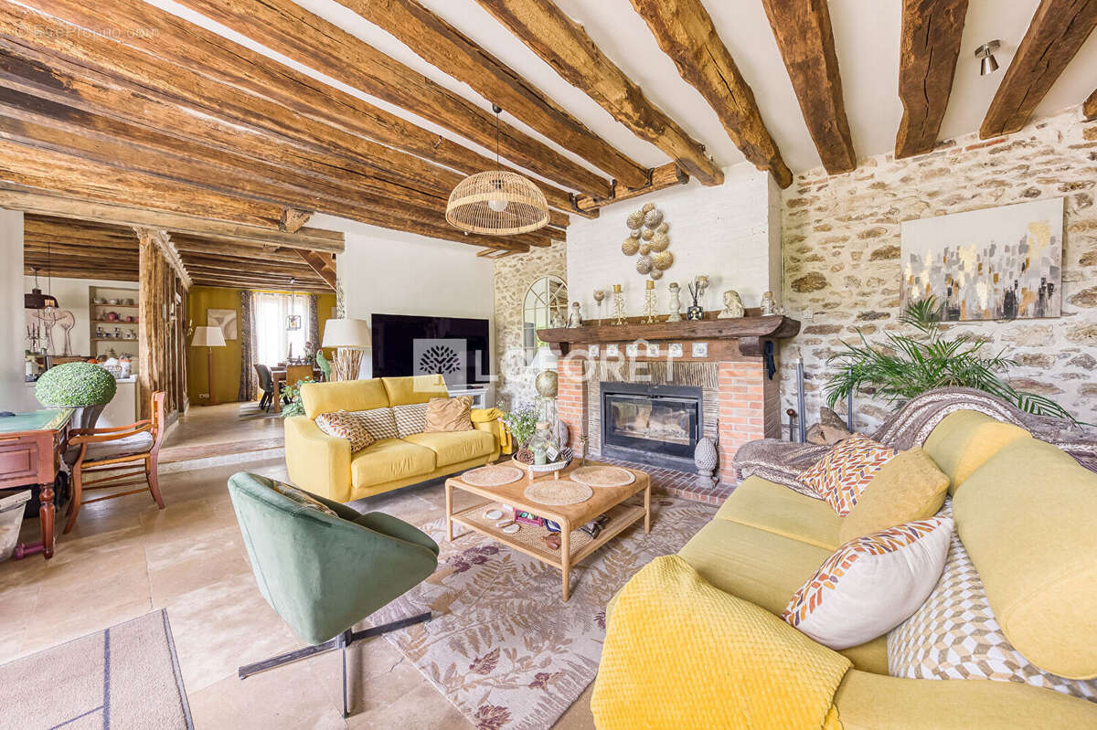 Maison à LIVERDY-EN-BRIE