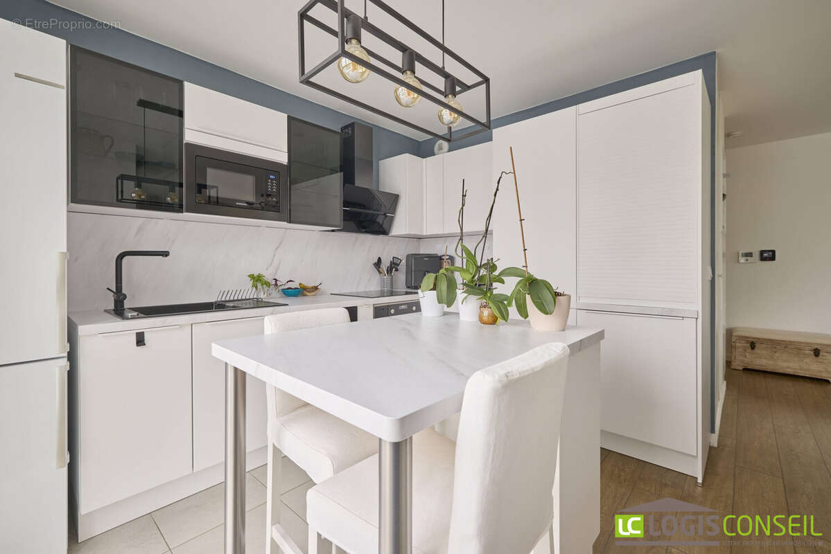 Appartement à BOURG-LA-REINE