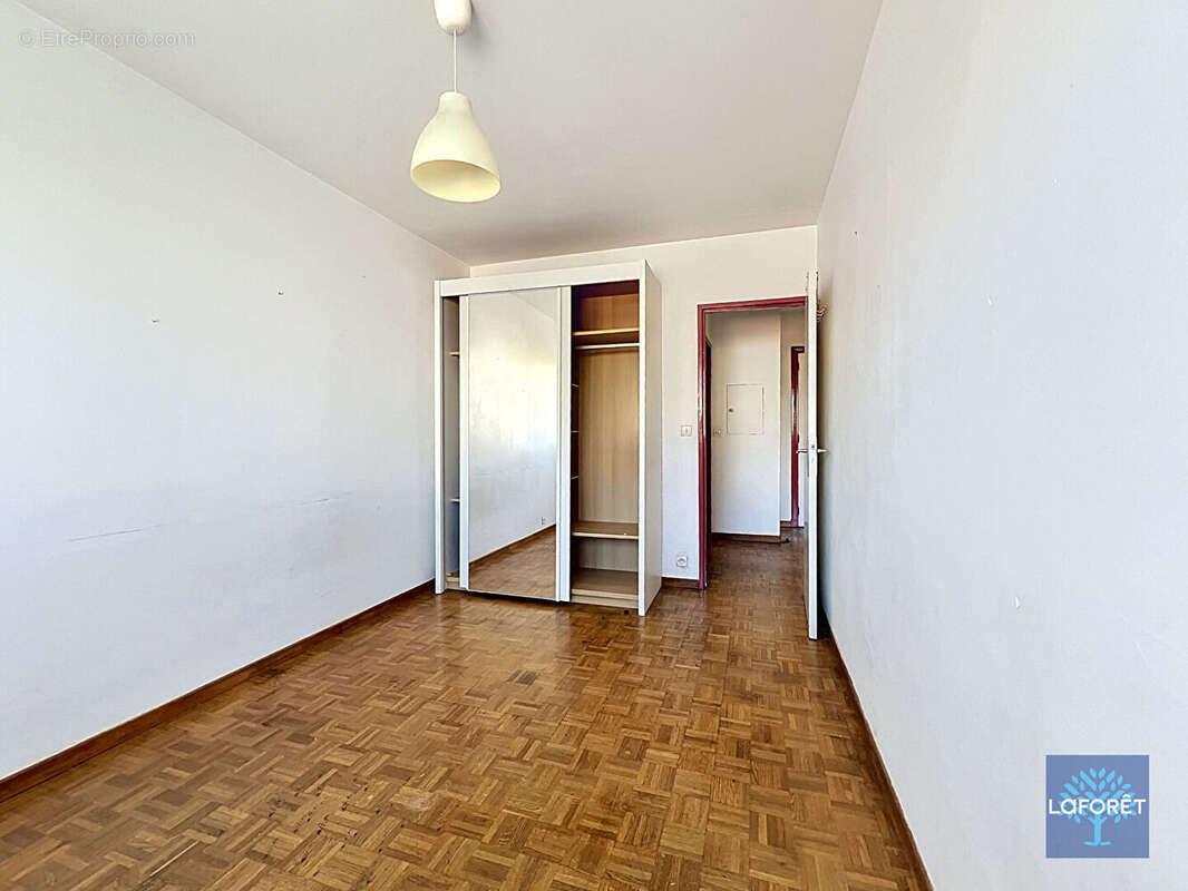 Appartement à MARSEILLE-10E