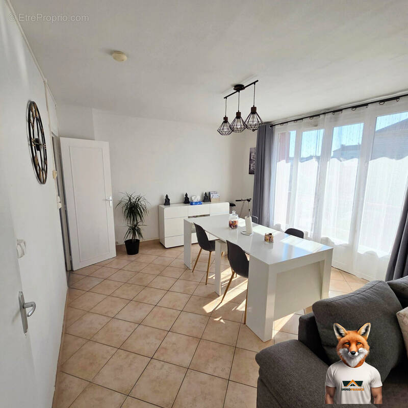 Appartement à LA CHAPELLE-SAINT-LUC
