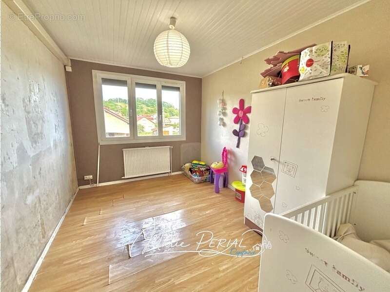 Maison individuelle à rénover de 98 m² avec sous-sol et grand terrain à Crépey (54170) - photo 6