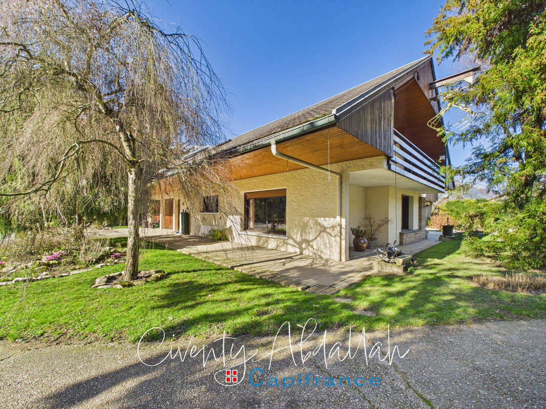 Grande propriété familiale sur 7 533 m² de terrain plat - photo 28