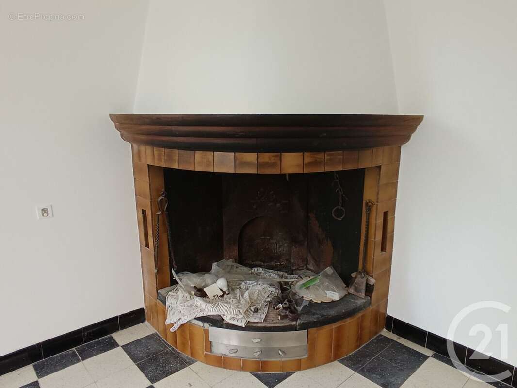 Maison à MESCHERS-SUR-GIRONDE