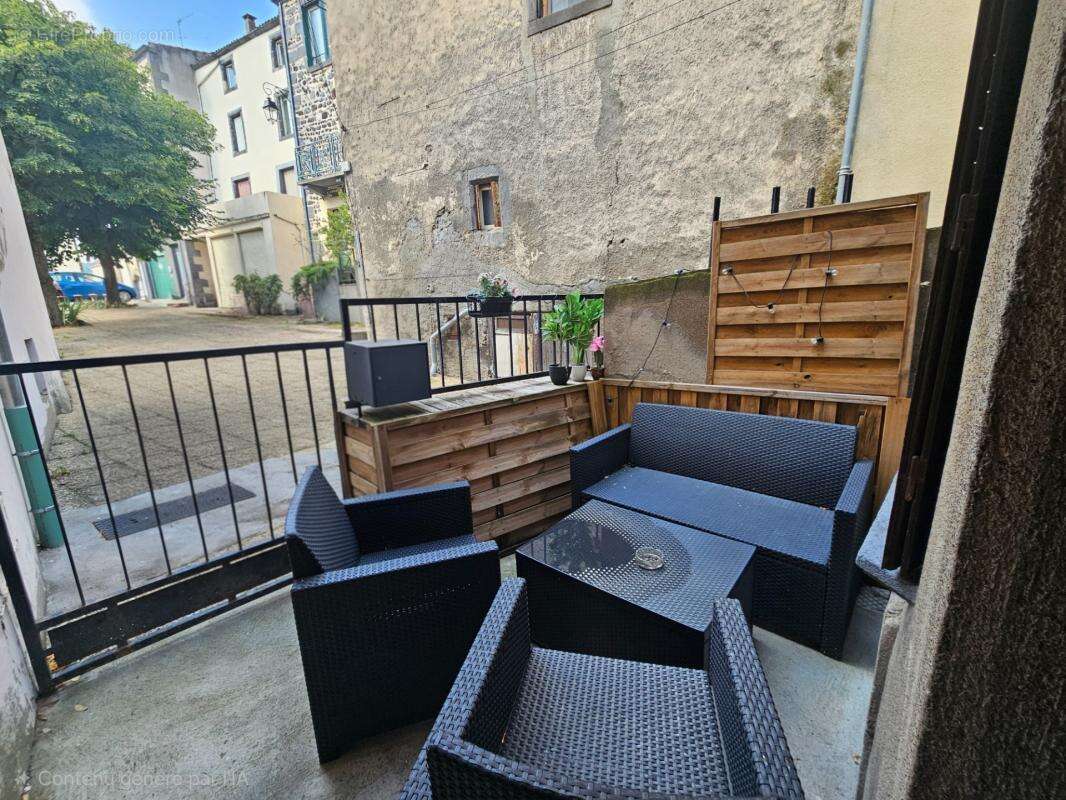 Maison de bourg -88m2 - 3 pièces - petite terrasse -  BEAUMONT (63110) - photo 9