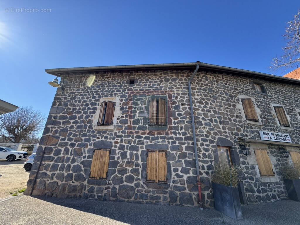 Maison à SOLIGNAC-SUR-LOIRE