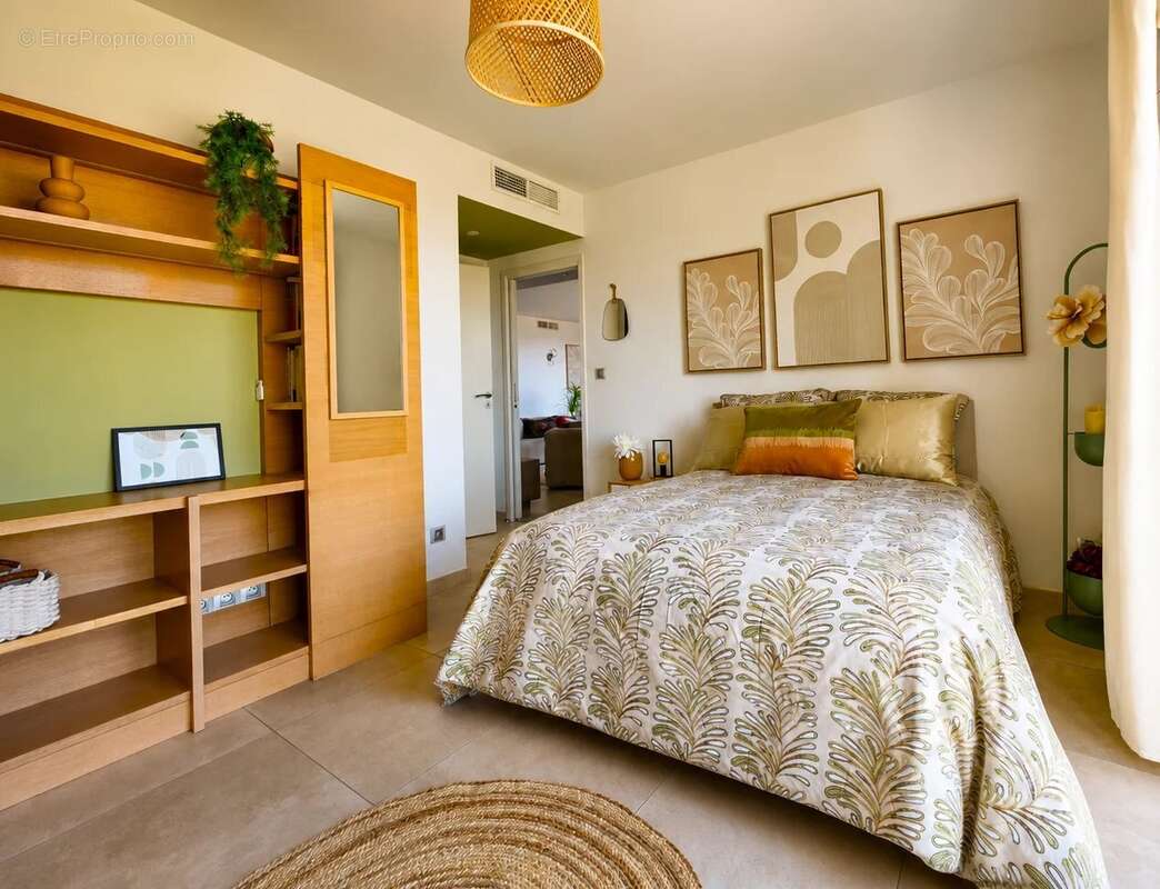 Hyères – Appartement esprit d’une villa, vue mer, jardin et double garage - photo 12