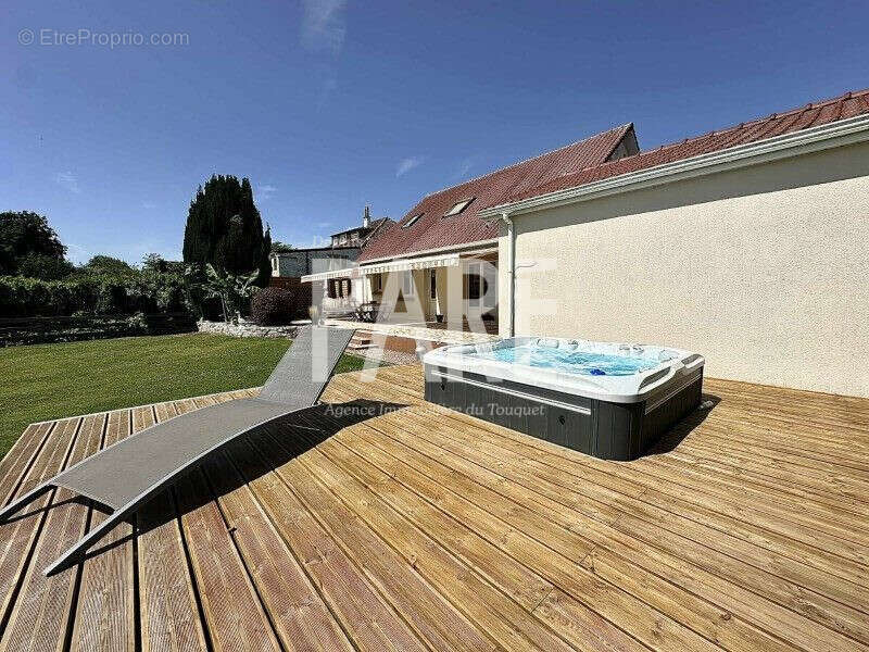 Maison à ATTIN