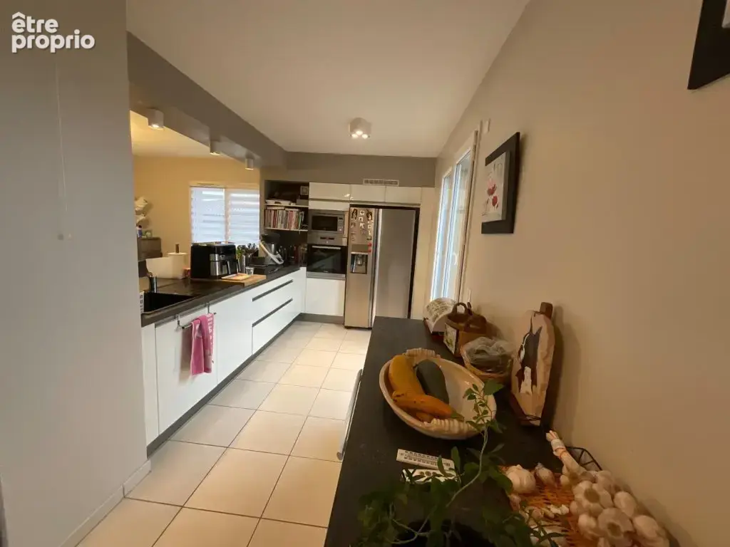 St Rambert - Appartement T3 bis de 100 m² - photo 9
