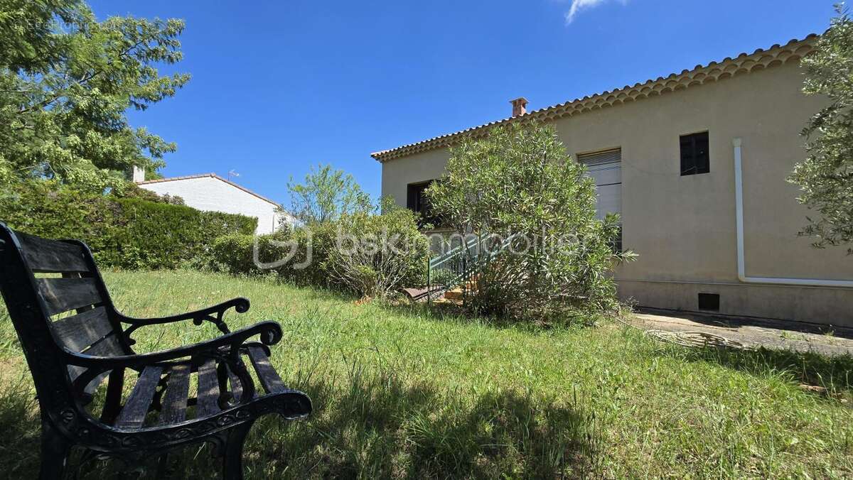 Maison à BAGNOLS-SUR-CEZE