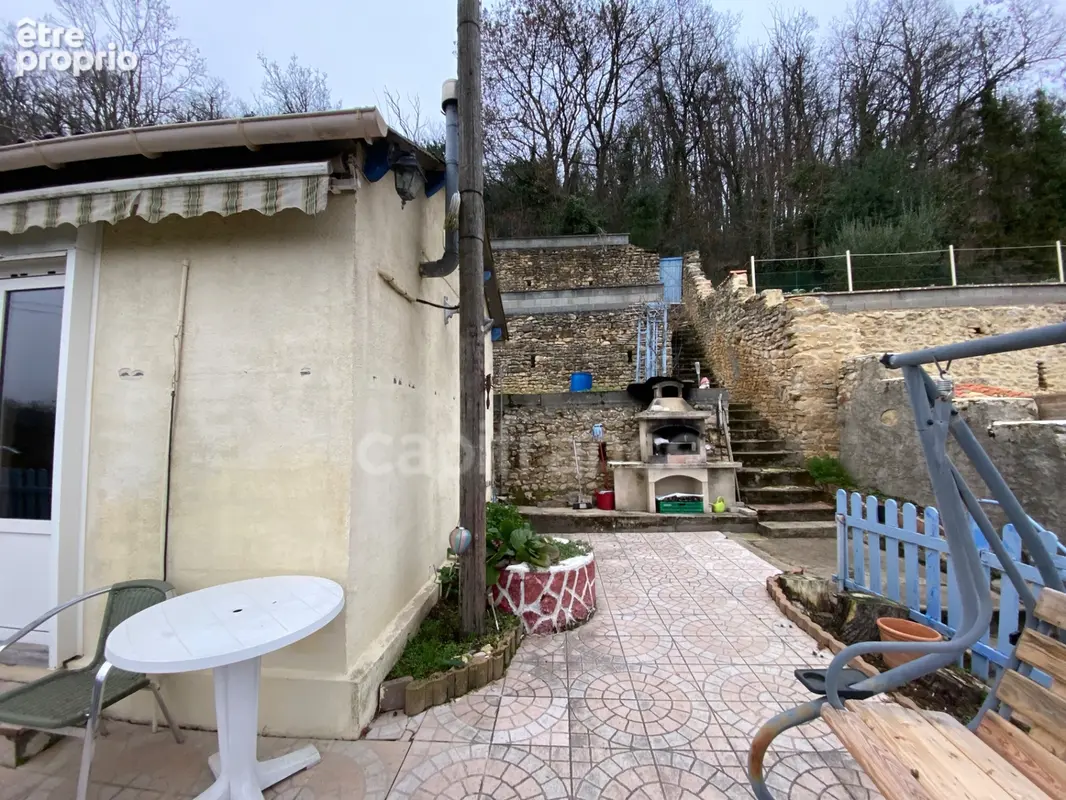 THOUARS Maison de 51m2 avec vue imprenable sur le Châtelier et joli terrain au bord du Thouet - photo 11