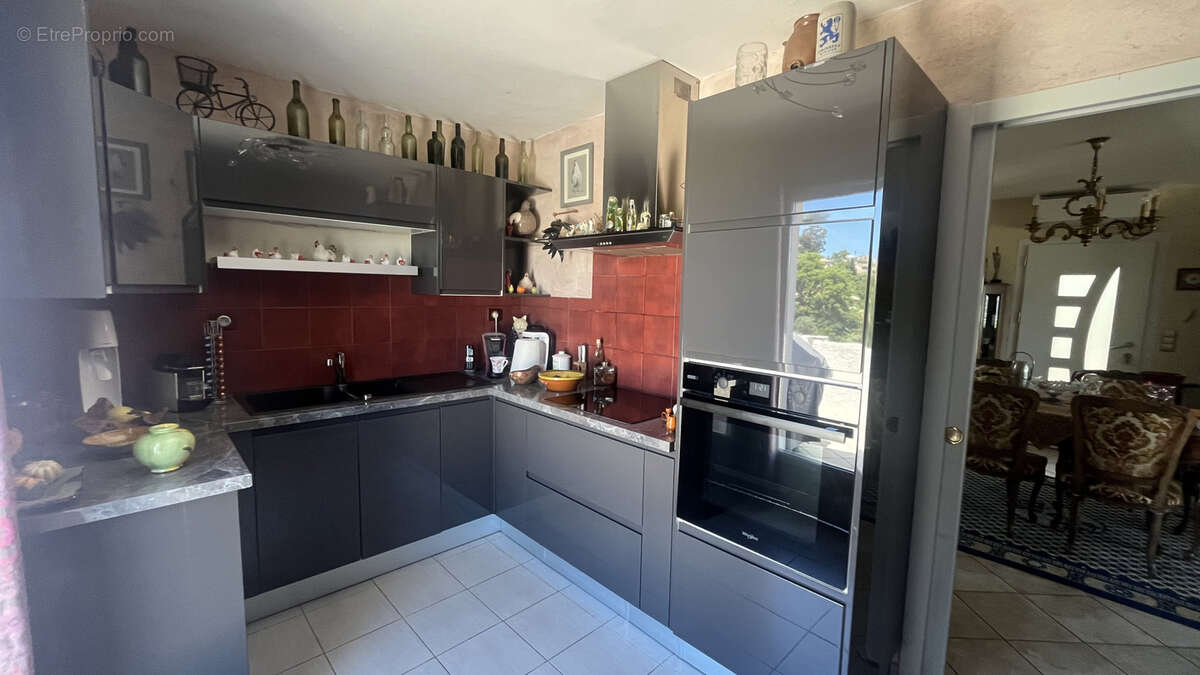 Maison à ROQUEBRUNE-SUR-ARGENS
