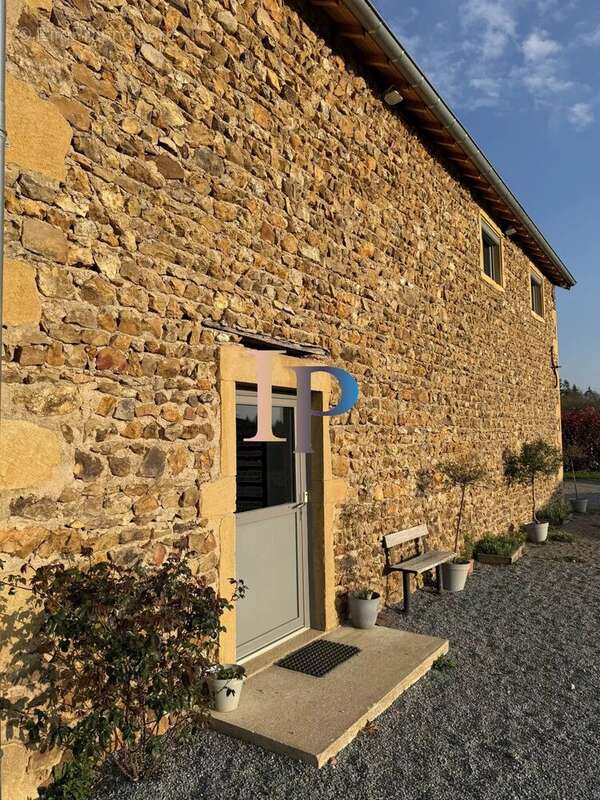 Maison à CHARLIEU