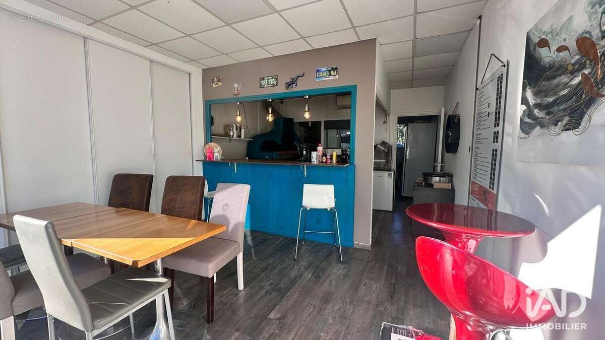 Photo 2 - Commerce à LE CRES