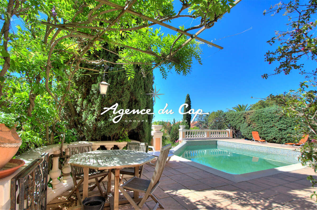 Maison à SAINT-RAPHAEL