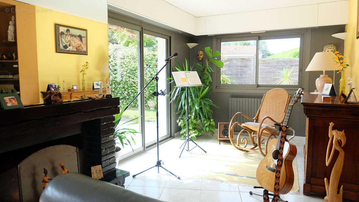 Maison à VENANSAULT