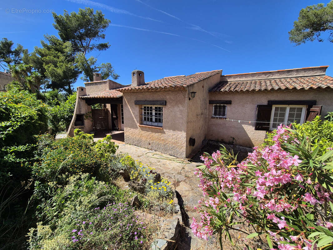 Maison à HYERES