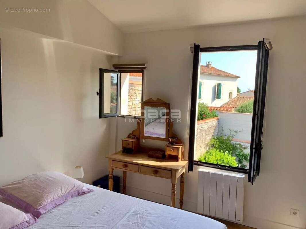 Maison à LE BOIS-PLAGE-EN-RE