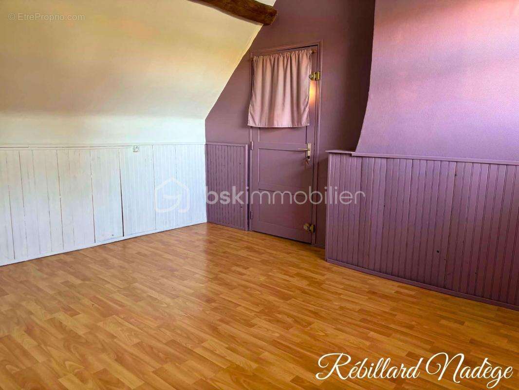  Charme, authenticité et potentiel dans un village paisible  - photo 8