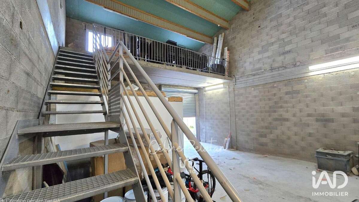 Photo 8 - Commerce à LUNEL