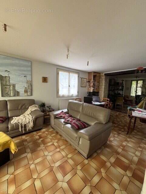 Maison à MONTATAIRE