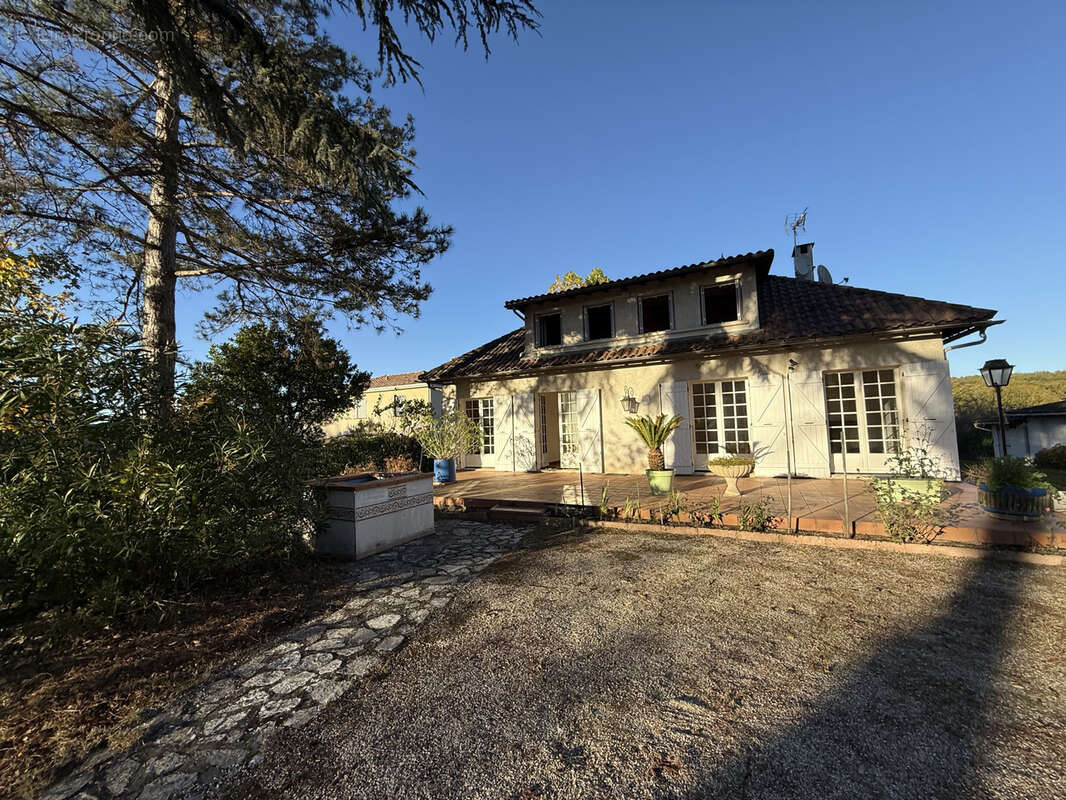 Maison à SAINT-JEAN