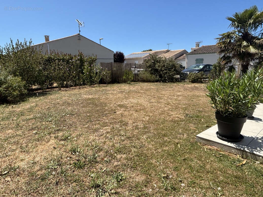 Maison plain pied de 92m2 . - photo 13
