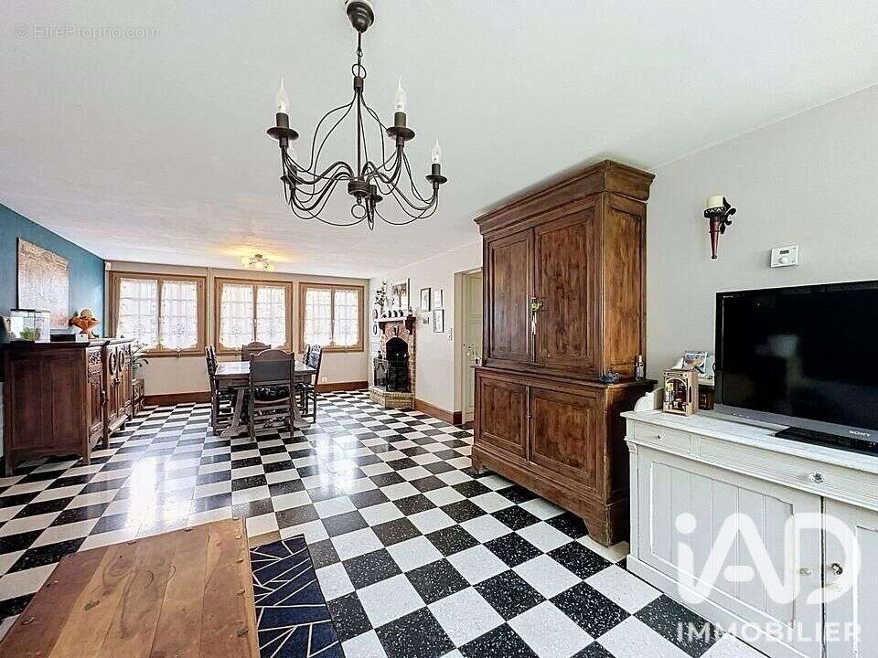 Photo 4 - Maison à SIERVILLE