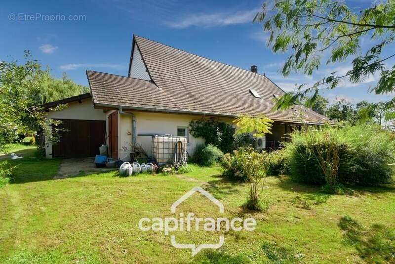 Maison à BLETTERANS