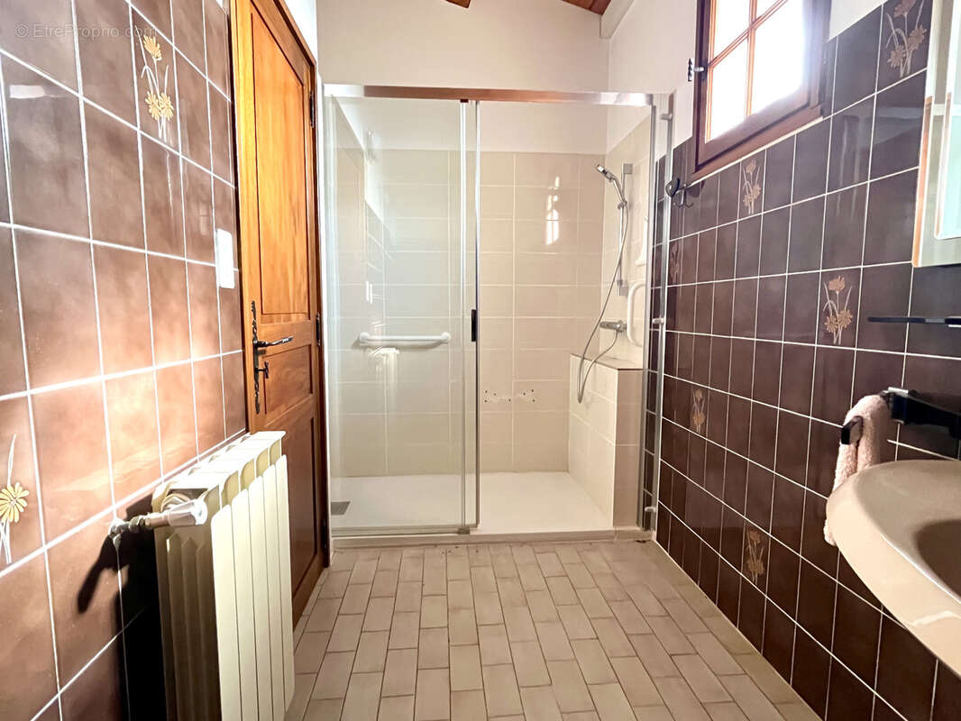 Maison à CARQUEIRANNE