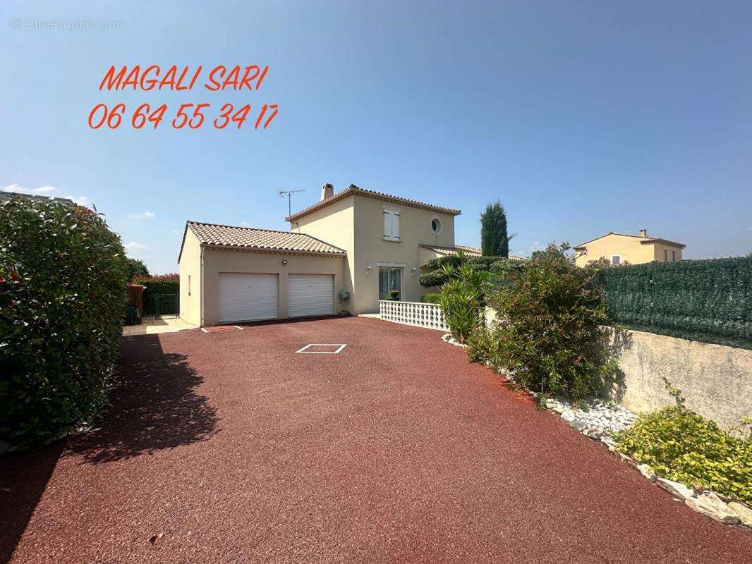 Maison à SAINT-HILAIRE-DE-BRETHMAS