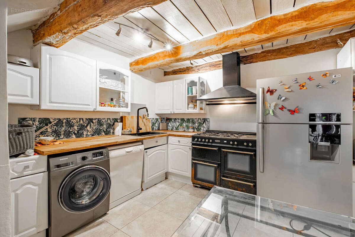 Maison 69 m² à Saint-Vallier-De-Thiey  - photo 6