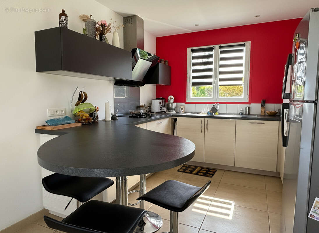 Maison à SAINT-LAURENT-DE-LA-PREE