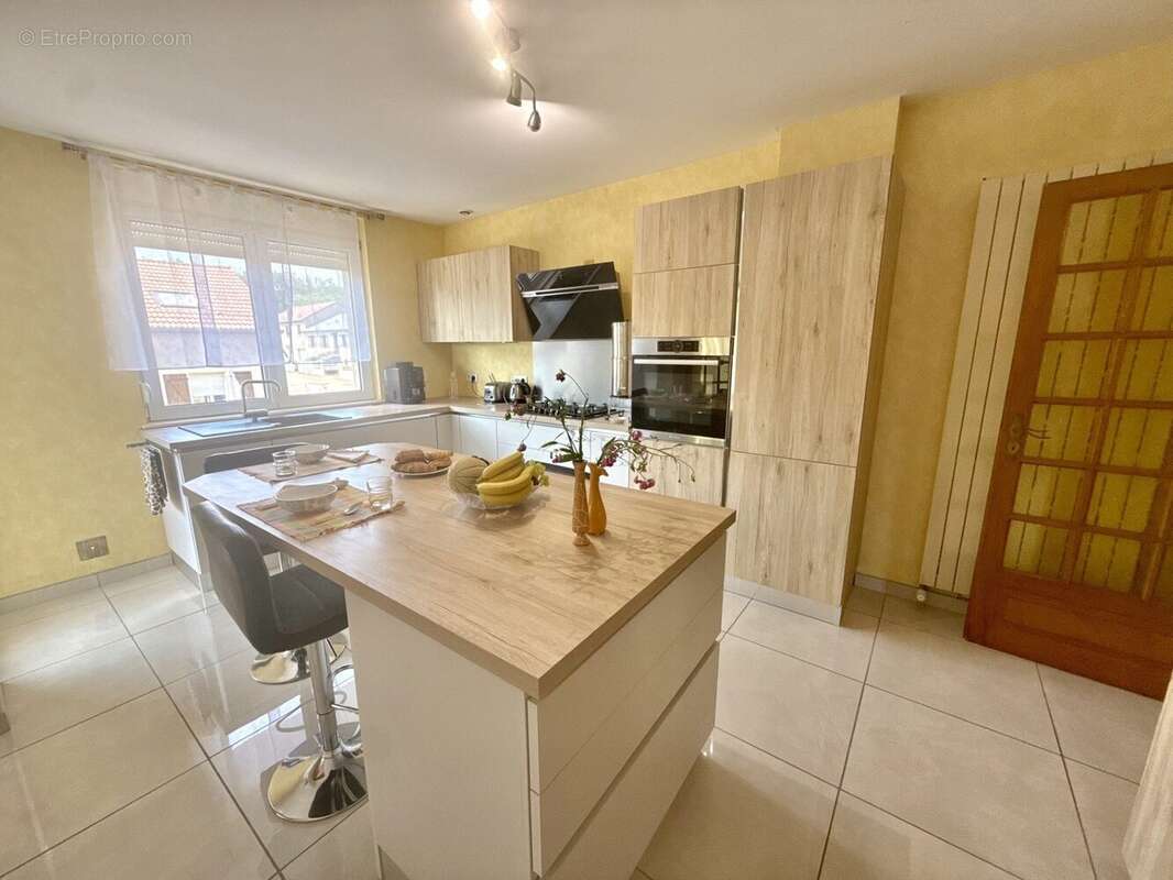 Maison 215 m² à Hagondange  - photo 6