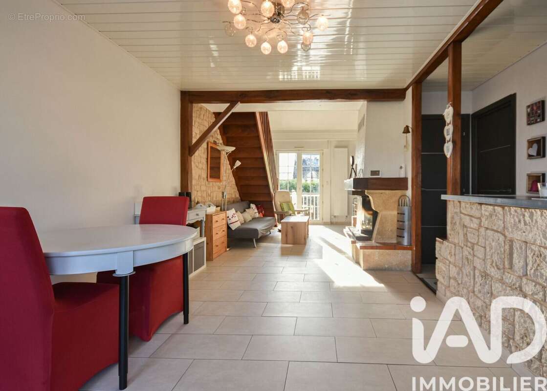 Photo 2 - Maison à BEYNES