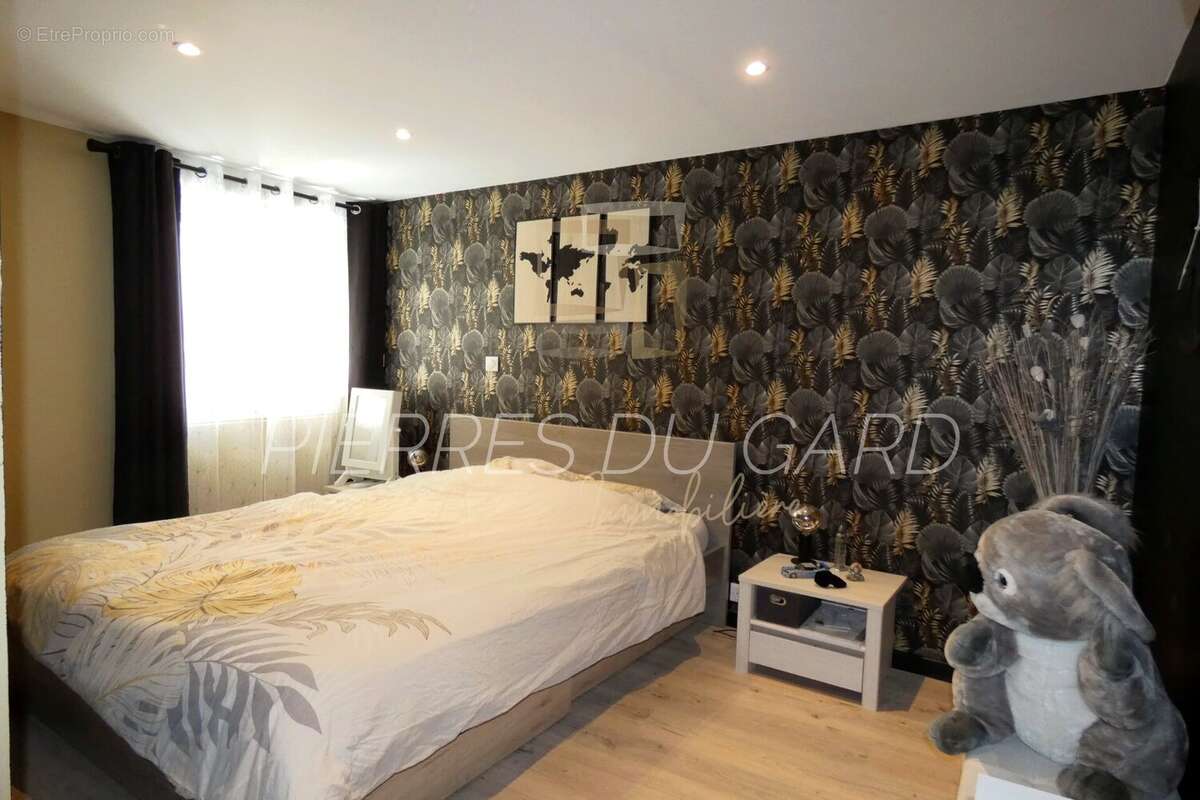 Maison 138 m² à Saint-Jean-De-Ceyrargues  - photo 5