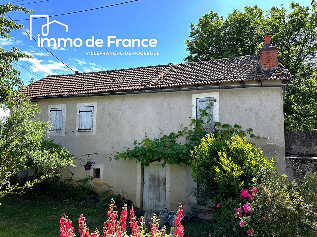 Ensemble immobilier - maison 119 m² + dépendance à rénover - photo 8