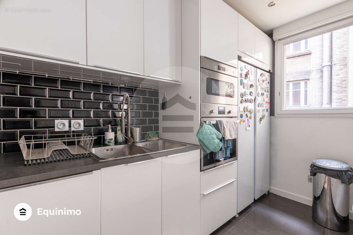 Appartement à LES LILAS