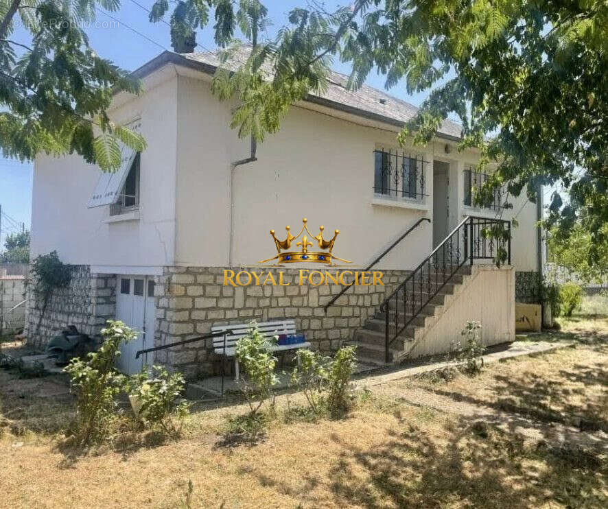 Pavillon de 66m² avec 2 chambres - Maison à CHATELLERAULT
