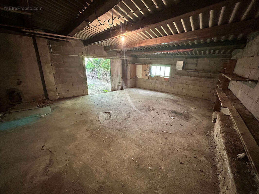 Maison à rénover t4 située entre Narbonne et Lézignan Corbieres - photo 14