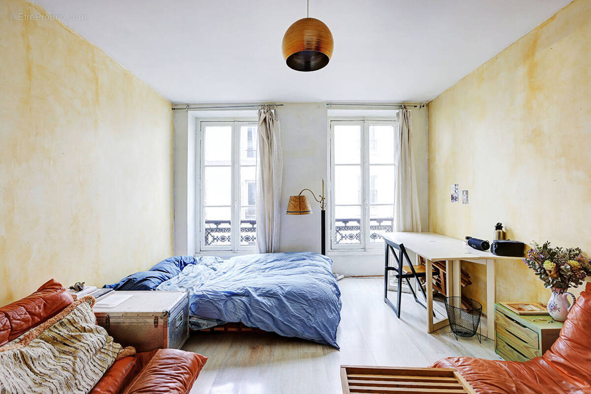 Appartement à PARIS-11E