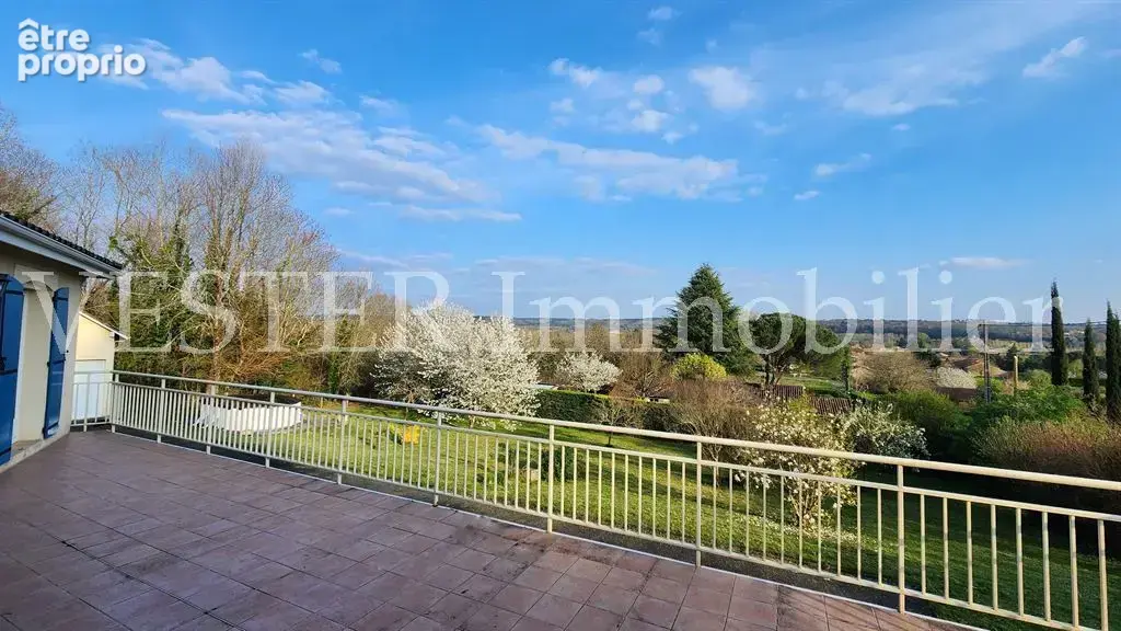 Grande maison avec superbe vue - photo 2