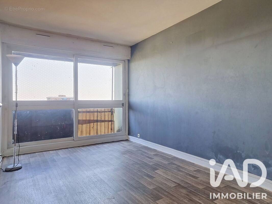 Photo 1 - Appartement à GRIGNY
