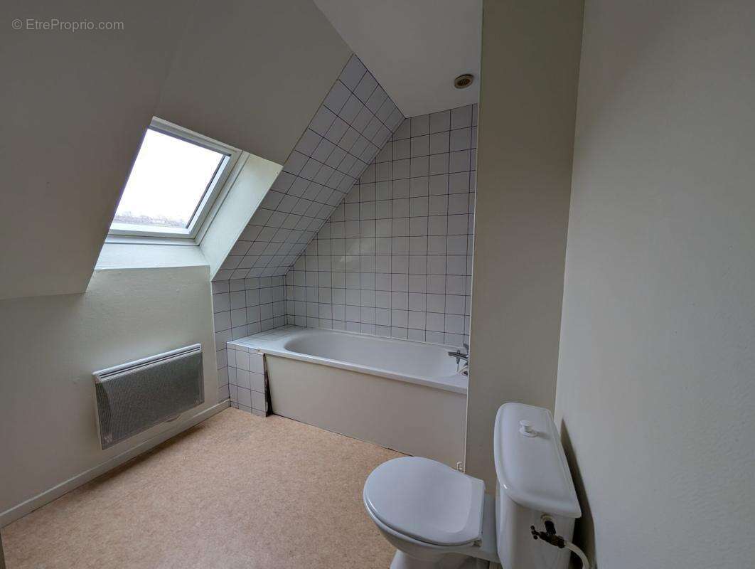 Maison à COSNE-D'ALLIER