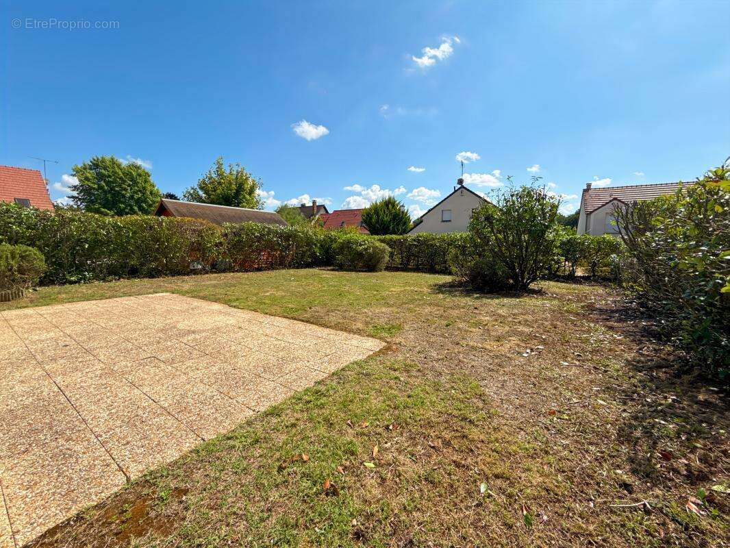 Maison à SAINT-CYR-EN-VAL